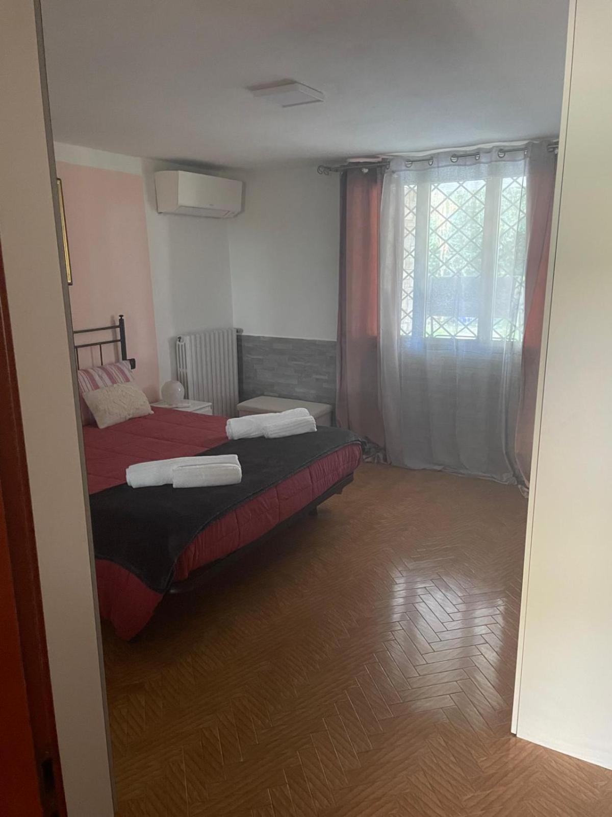 Villa Elena Appartamento In Villa Montinelle Екстериор снимка
